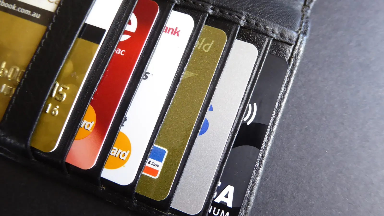 What Are the Different Types of Credit Cards